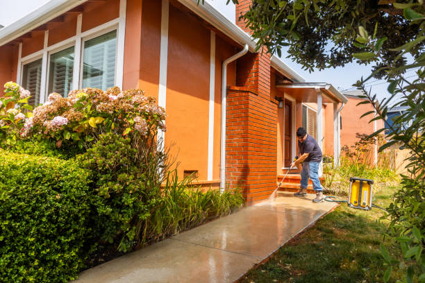 Best Concrete Pressure Washing  in Neenah, WI